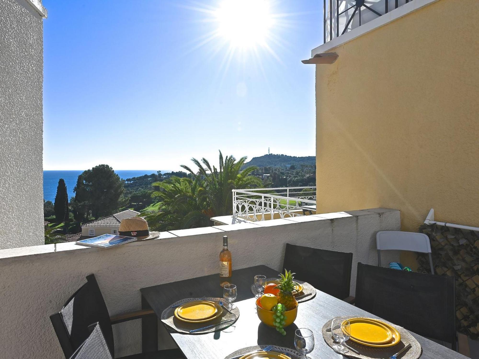 Apartment Village Cap Esterel - Le Village-52 By Interhome Saint-Raphaël Exterior foto